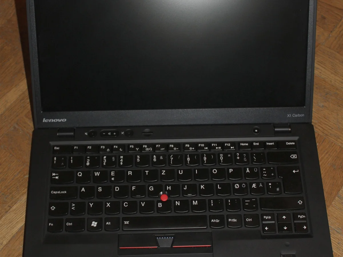 Lenovo ThinkPad X1 Carbon Gen 12