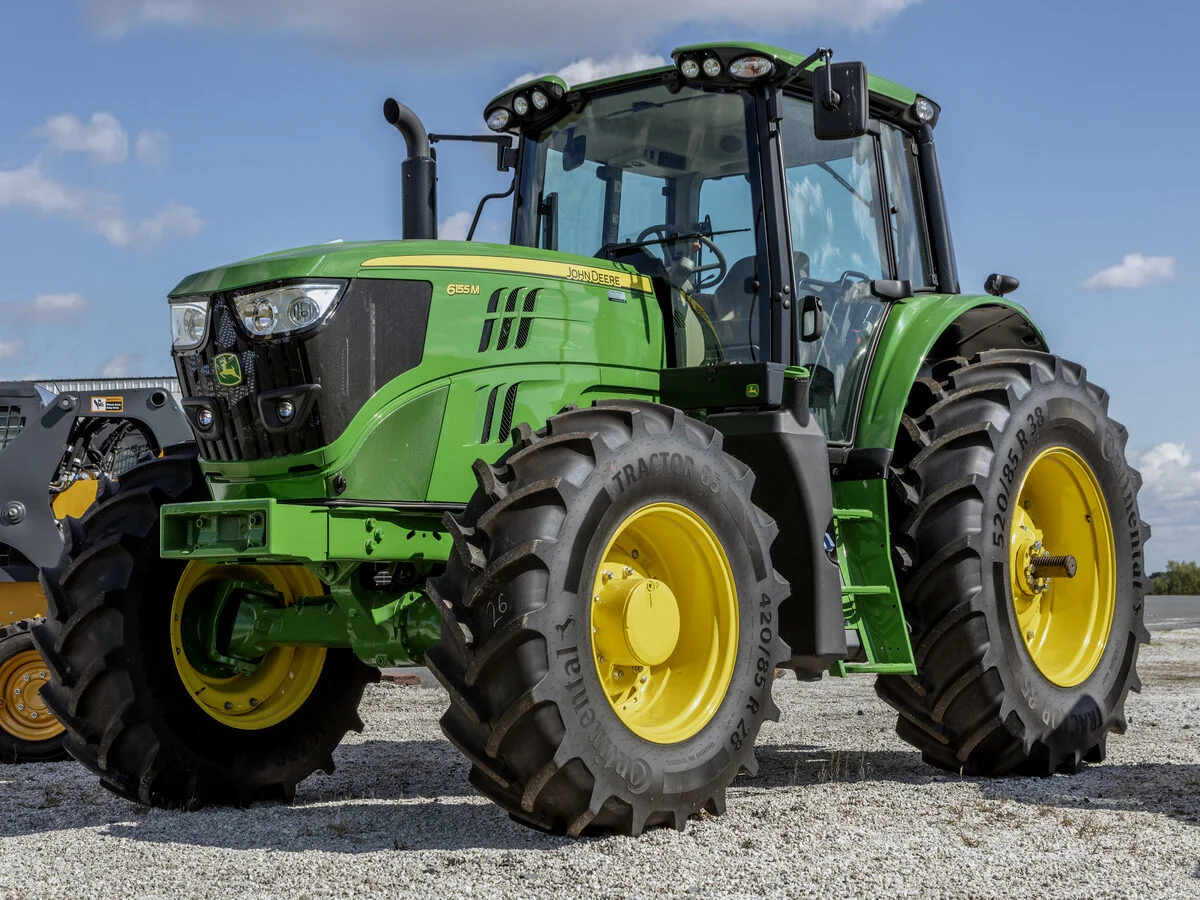 John Deere John Deere 6155M Utility Tractor