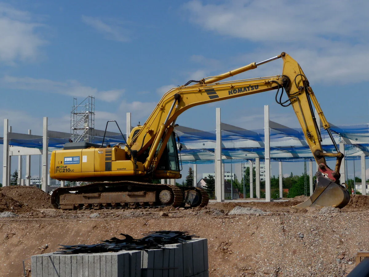Komatsu Komatsu PC210-10M0 Excavator