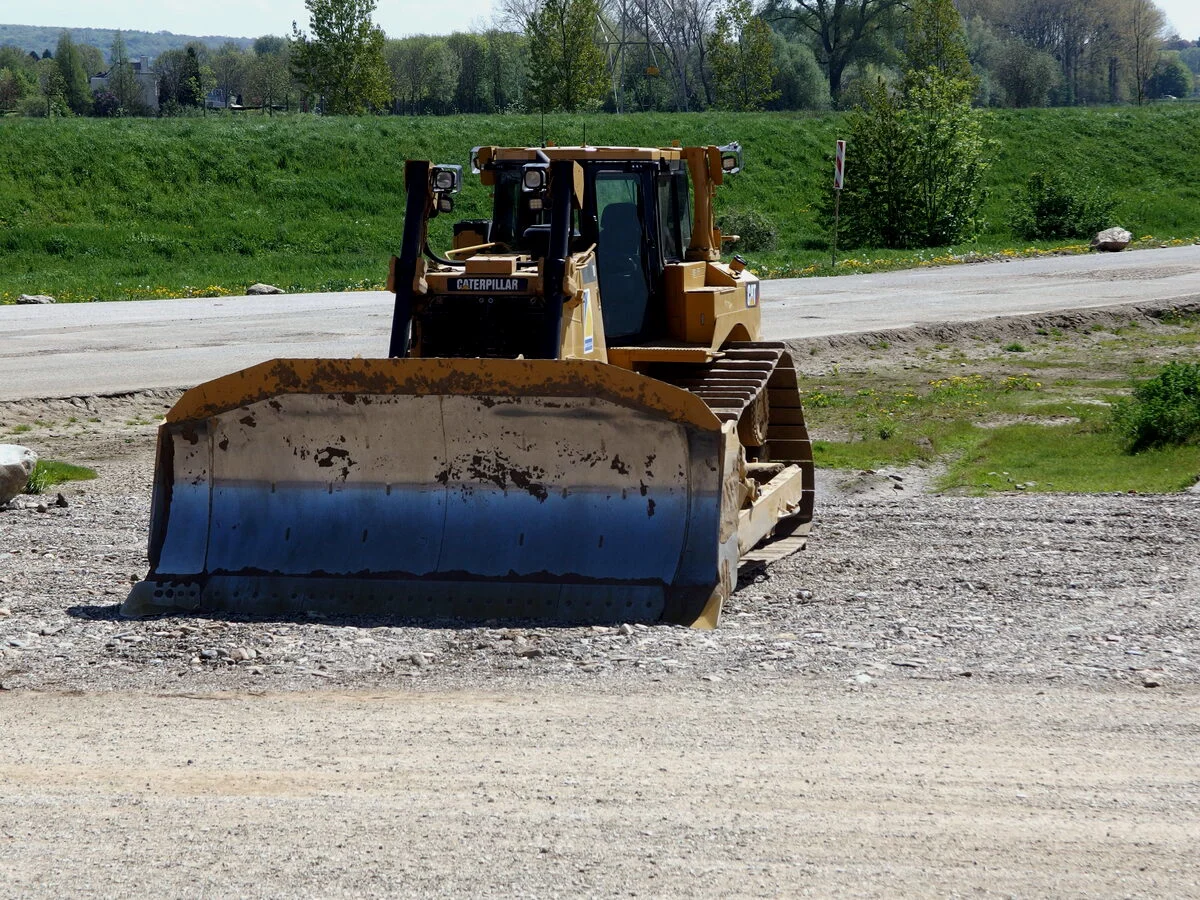 Caterpillar Caterpillar D6 Track-Type Tractor