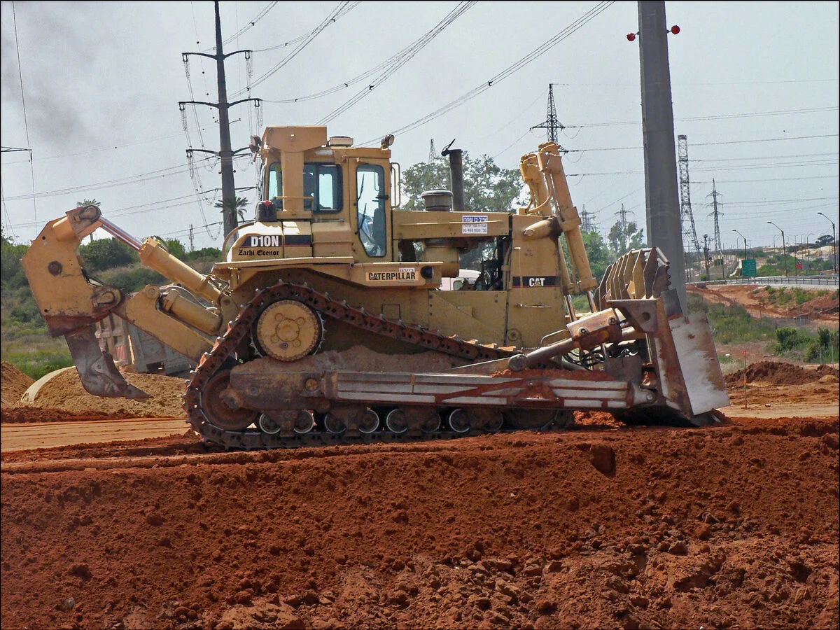 Caterpillar Caterpillar D6 Track-Type Tractor