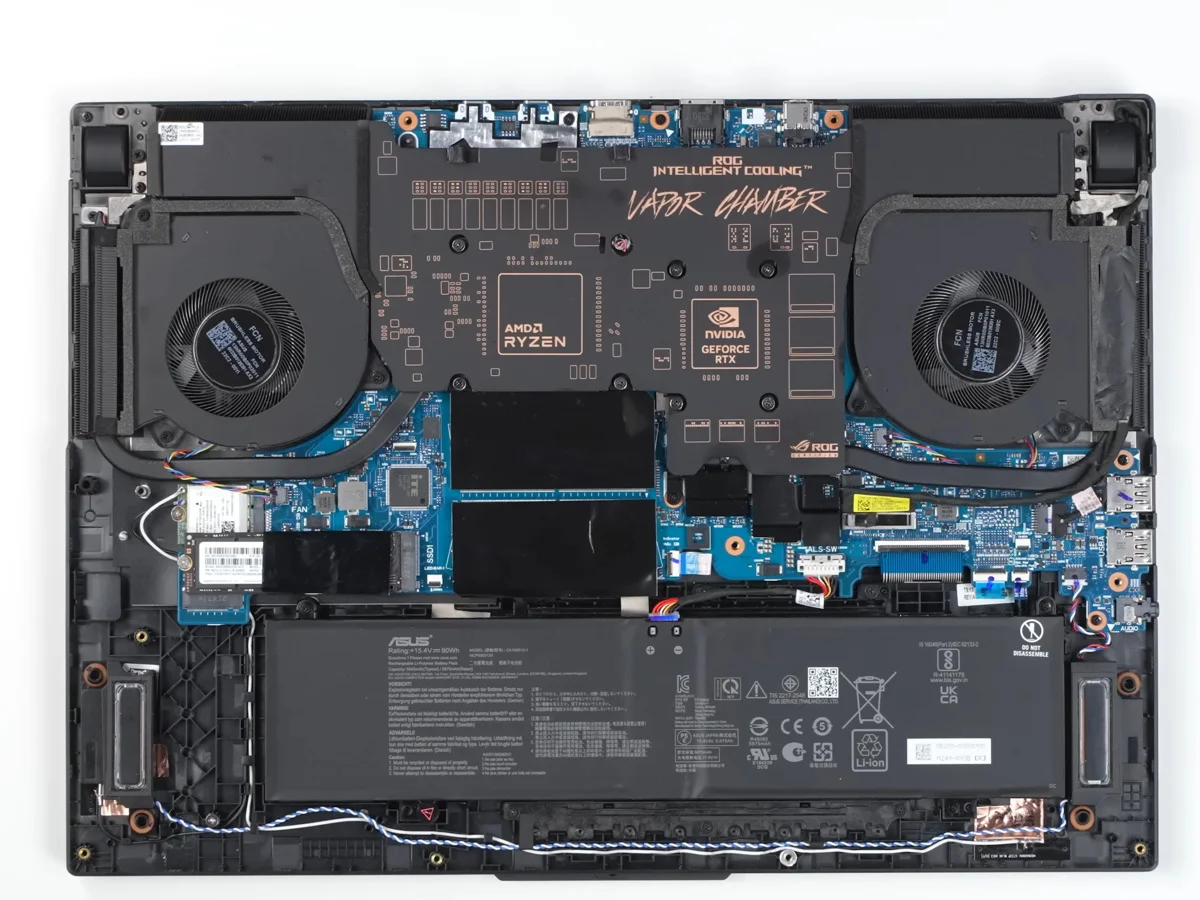 ASUS ROG Strix G16 (2024)
